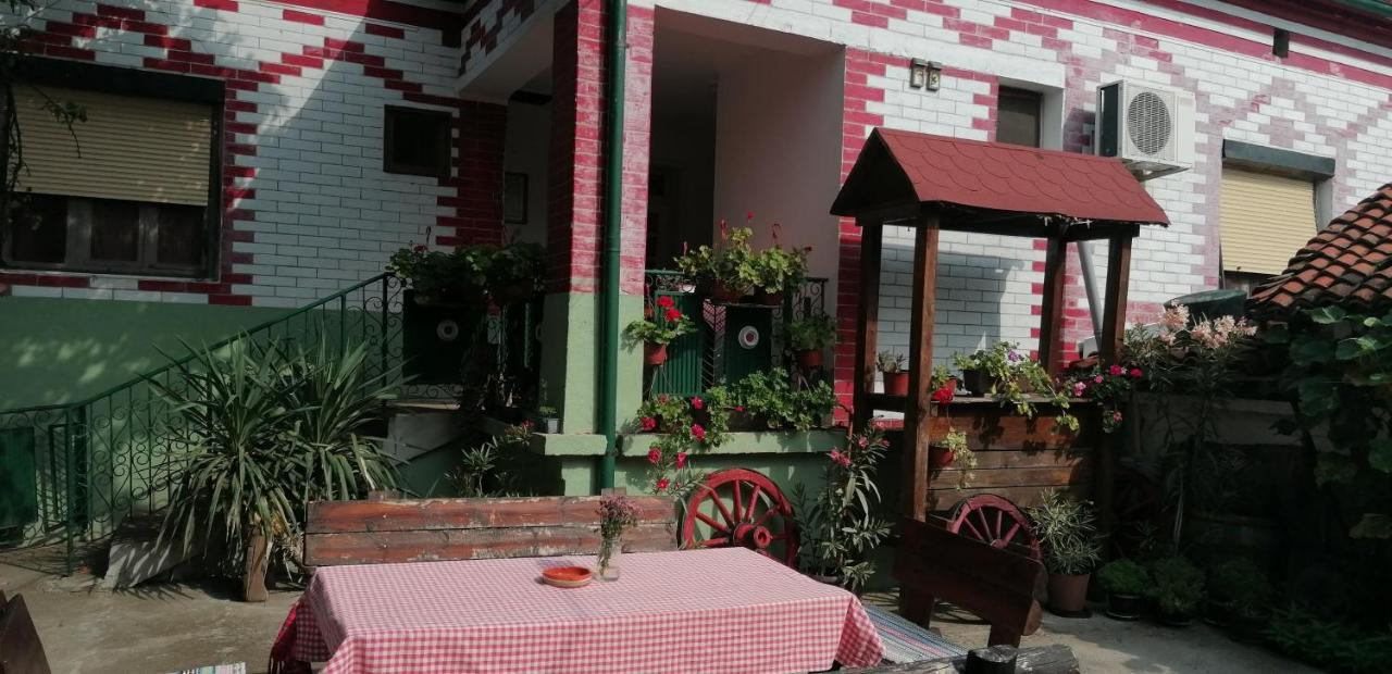 Etno Apartmani "Vlaska Kuca" Kladovo Dış mekan fotoğraf